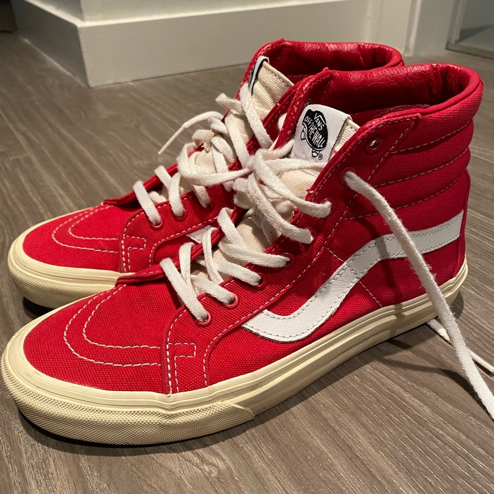 Vans High Top Sneakers Men 6.5, Women 8.0